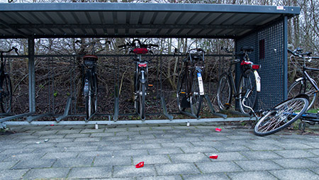 vernielingen bij fietsenstalling